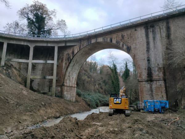 Pulizia alvei fluviali